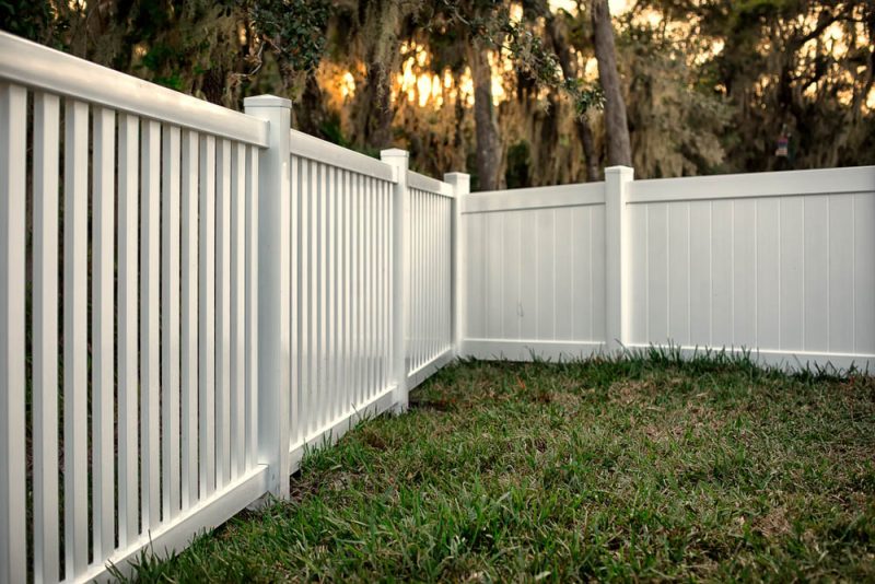 quality vinyl fencing in los angeles