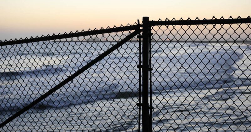 chain link fence companies