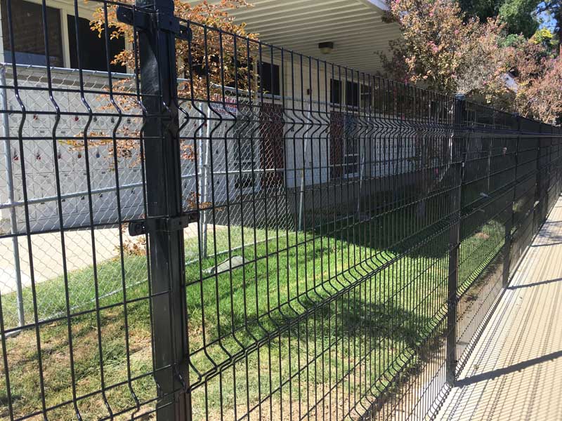 welded wire fence company in los angeles
