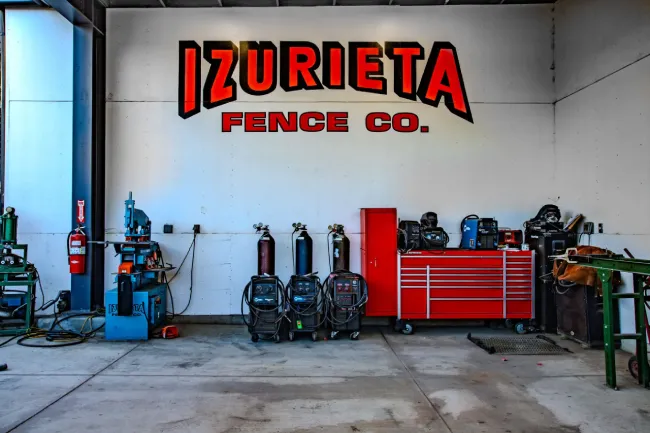 Izurieta Fence