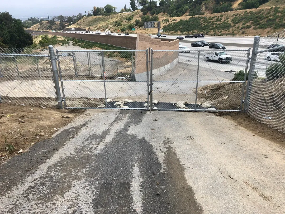 Caltrans 07-4T9504 Wildlife Fence